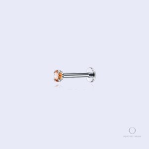 Piercing hélix en ambre, design Orla Cornaline unique