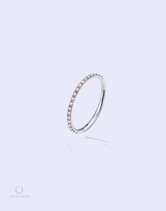 Piercing labret Aira Cristal en forme d'anneau