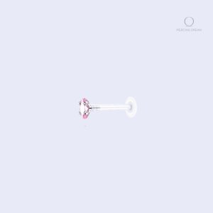Piercing conch Lucie Rhodon, style moderne et pierre rose