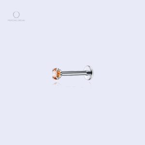 Piercing lobe en cornaline ambrée, élégant et moderne
