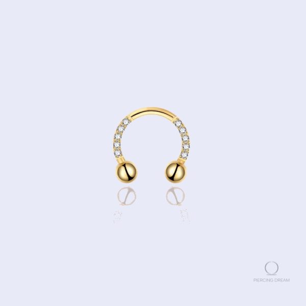 piercing-fer-a-cheval-lobe-1 Piercing fer à cheval pour lobe d'oreille Blazie