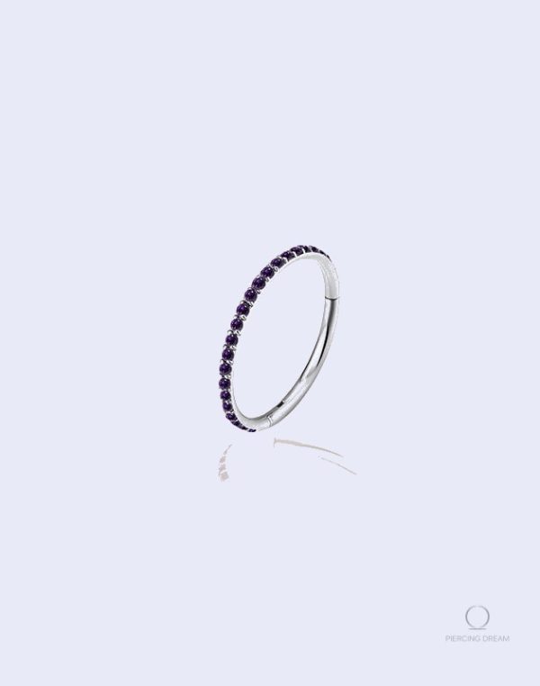 piercing-helix-titane-1 Piercing hélix Aira Pourpre en titane