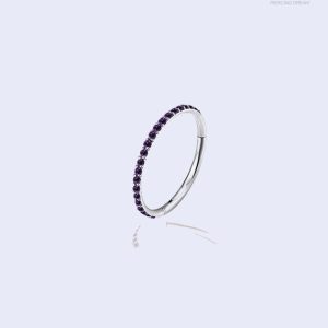 Piercing lèvre Aira Pourpre avec zirconium