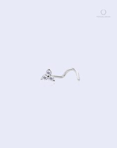 Piercing de nez Zena avec tige incurvée