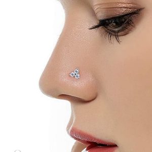 Piercing nez design tire bouchon, éclat diamant