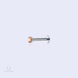 Piercing tragus en cornaline, design élégant et minimaliste